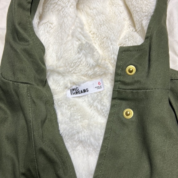 Coat - Picture 2 of 4